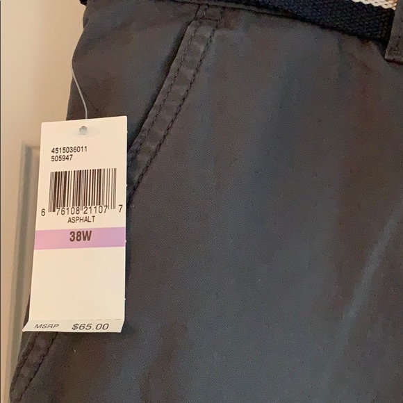 MENS IZOD CARGO SHORTS - Picture 2 of 4